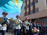 Павлодар облысының әкімі тәртіп сақшыларын құттықтады
