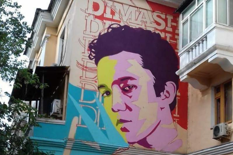 Алматыда Димаш Құдайберген бейнеленген мурал пайда болды