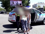 Полицейлер үш жасар қызды анасымен қауыштырды