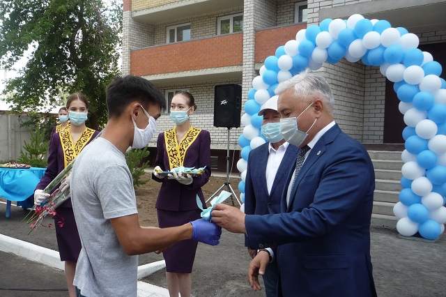 Павлодардың 72 тұрғыны Астана күні қарсаңында баспаналы болды