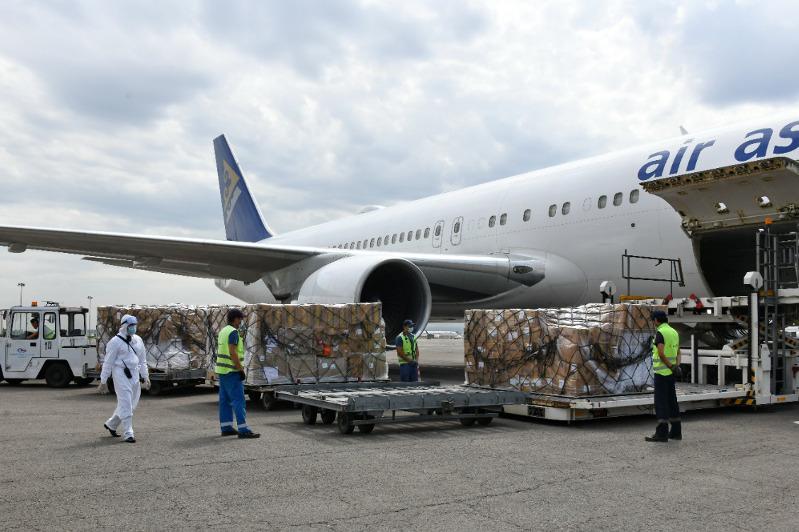 Бүгін Алматы әуежайына дәрі-дәрмектері бар кезекті борт келді