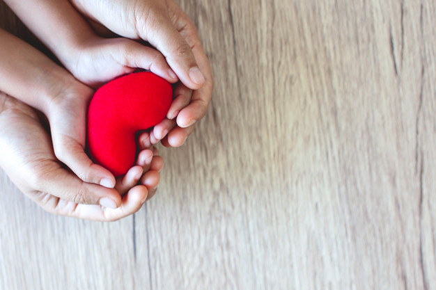 Жүректен шыққан іс жанды жадыратады