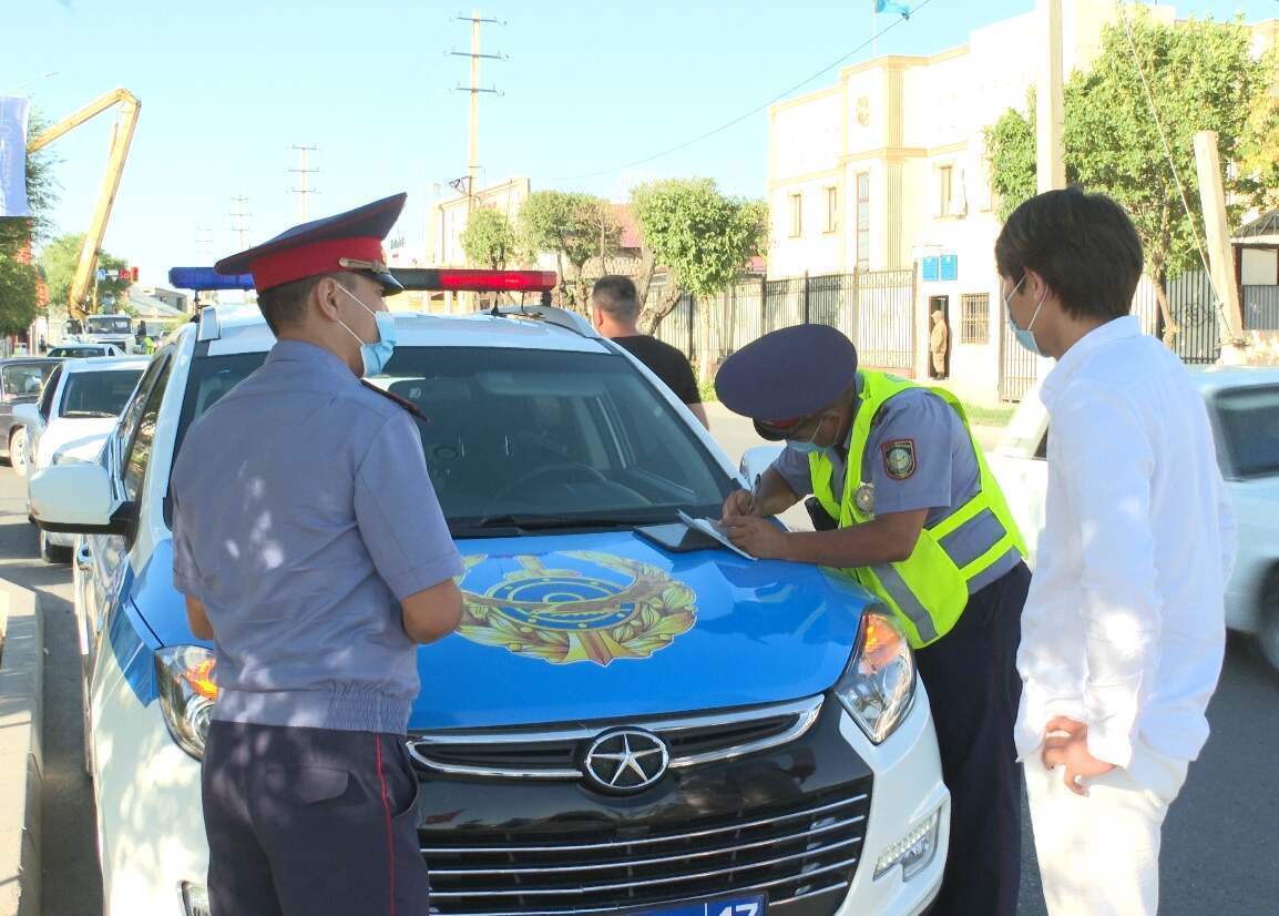 Түркістан қаласының полицейлері 500-ге жуық жол ережесін бұзу жайтын анықтады