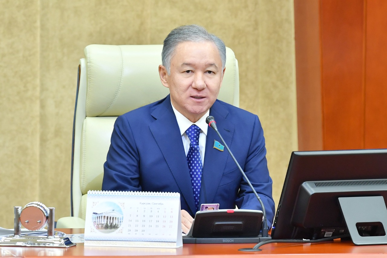 Н.Нығматулин: Әншілер концертте фонограмма қолданатынын көрерменге хабарлауға міндетті