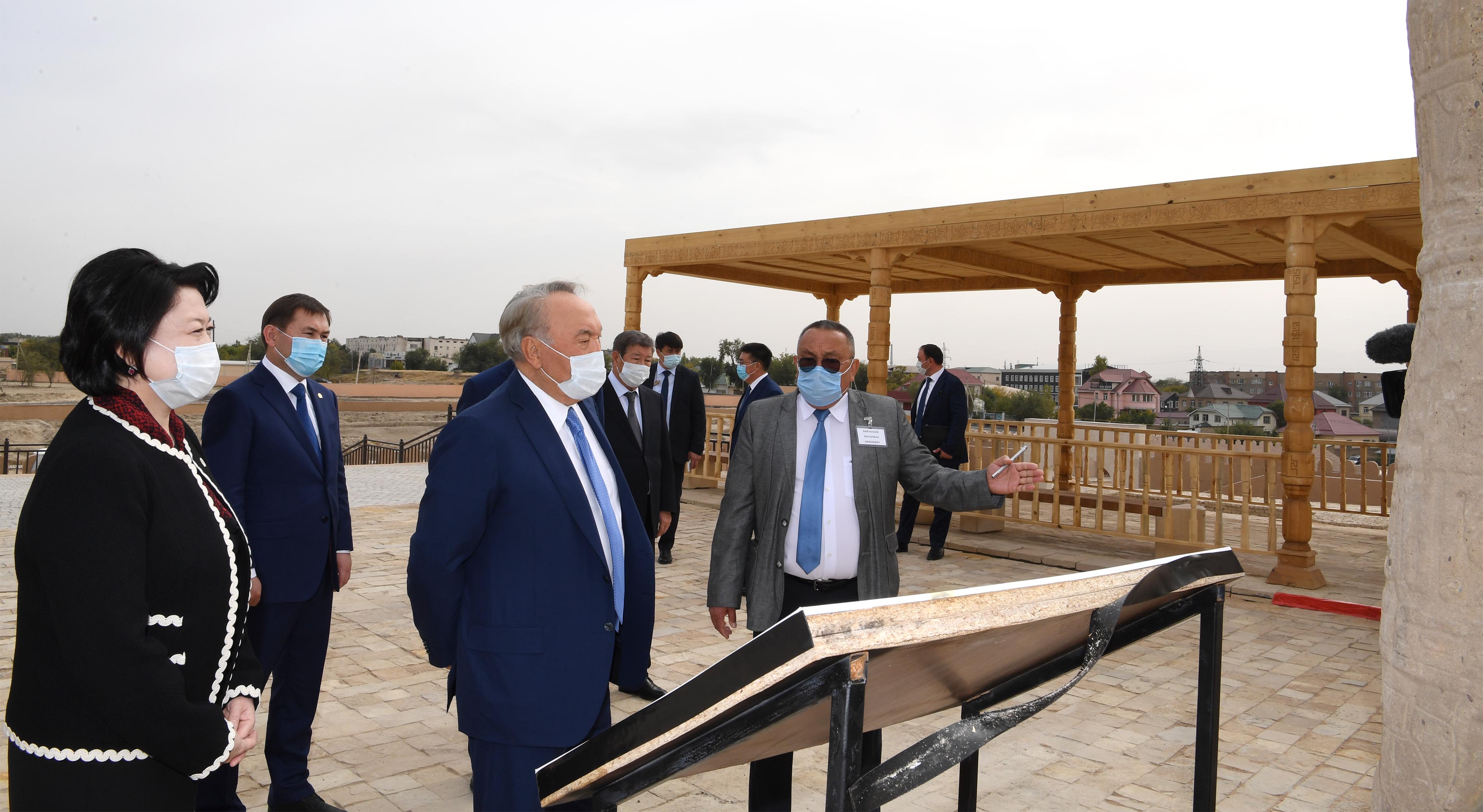 Нұрсұлтан Назарбаев "Шымкент ескі қалашығы" археологиялық нысанында болды