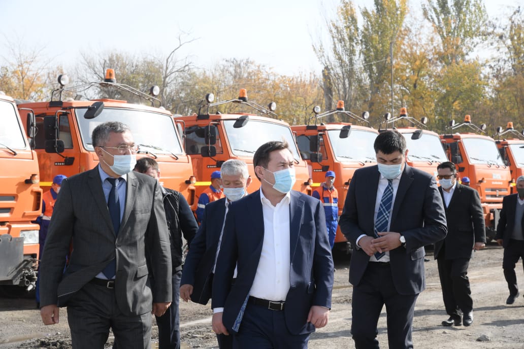 Шымкентте арнайы техникалардың қысқа дайындық жұмыстары пысықталды