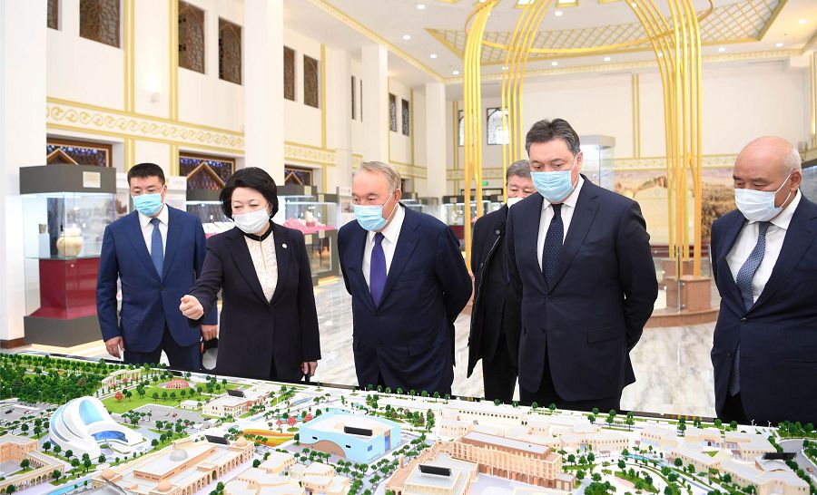 Елбасы және Түркістан