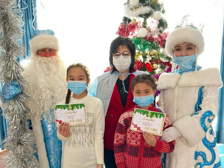 Жамбыл облысында 200 балаға президент сыйлығы табысталды