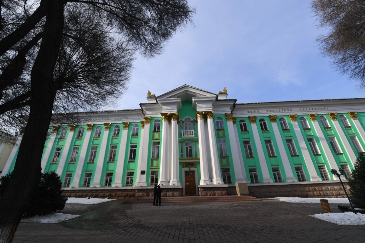 Жазушылар Одағының ғимараты  жөндеуден өтті
