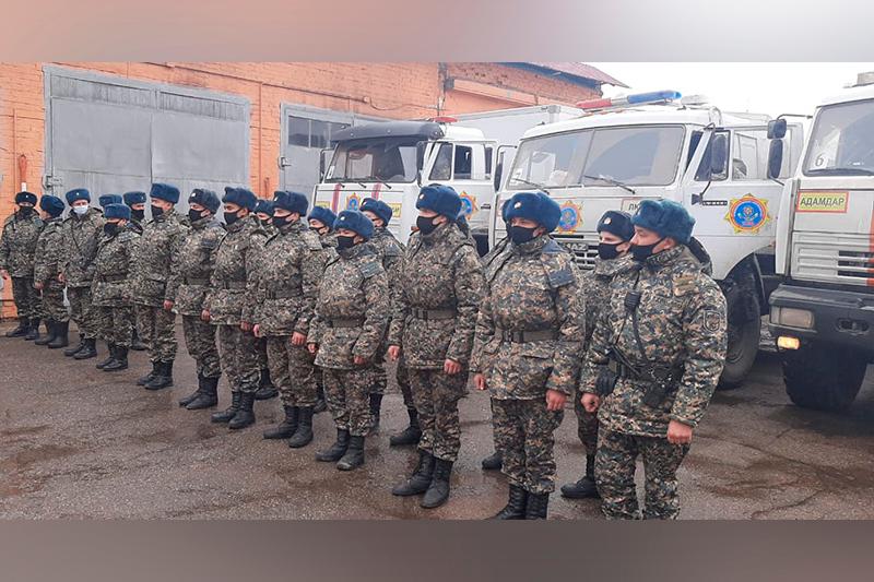 ШҚО-дағы су басу қаупі төнген аймақтарға арнайы техника мен әскерилер жеткізілді