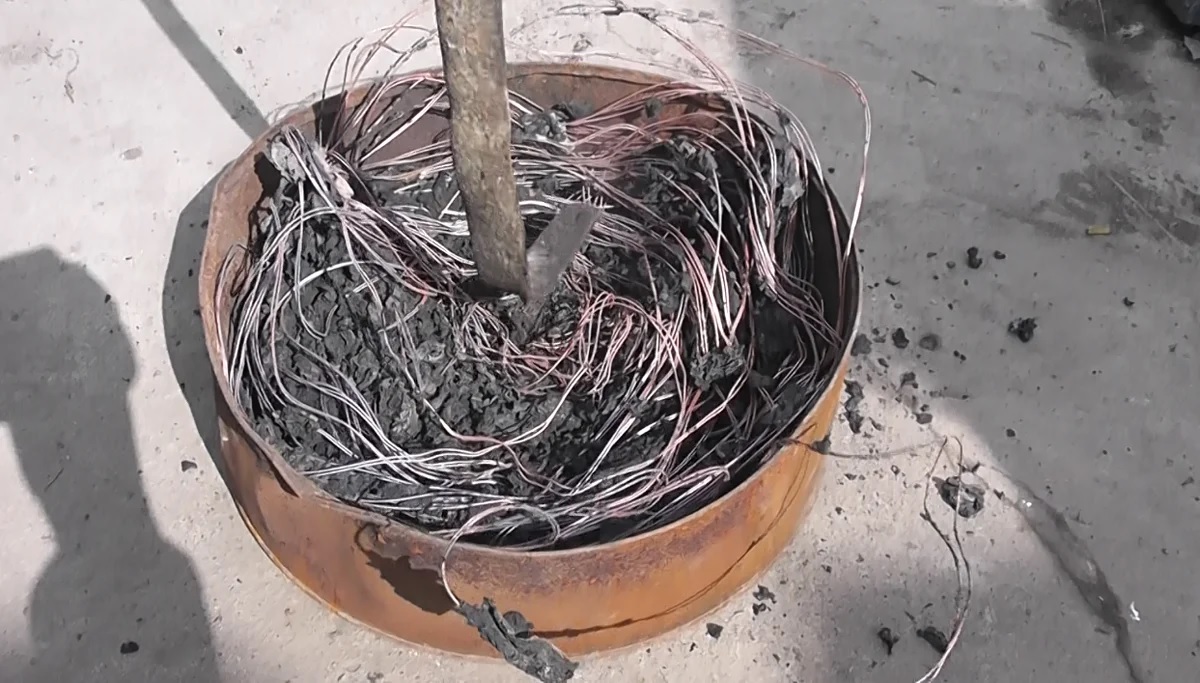 Петропавлда мыс кабелін ұрлағандар қолға түсті