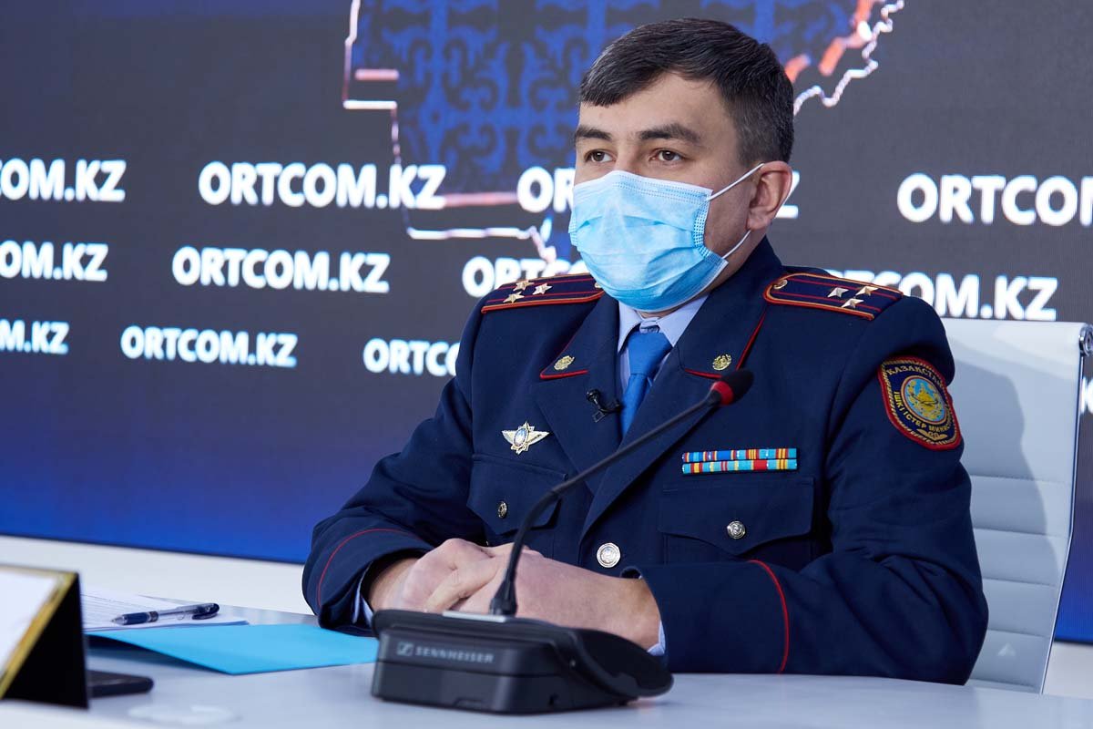 Ана мен баланы аялау қажет