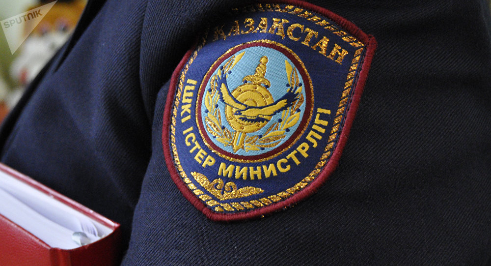 Әділет қызметкері әріптесіне жұдырық жұмсаған