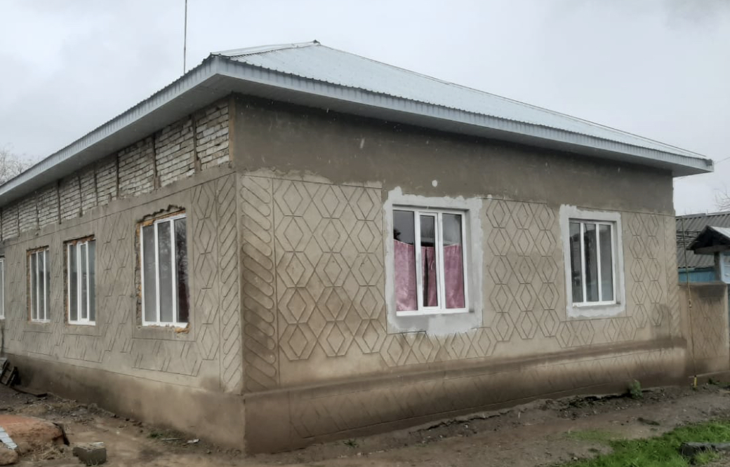 Масаншыдағы дүнген ұлтының өкілдері қазақ тілін үйренуде