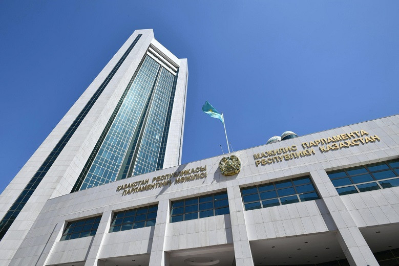 Партияаралық кеңестің мүшелері бюджетті талқылауға қатысады