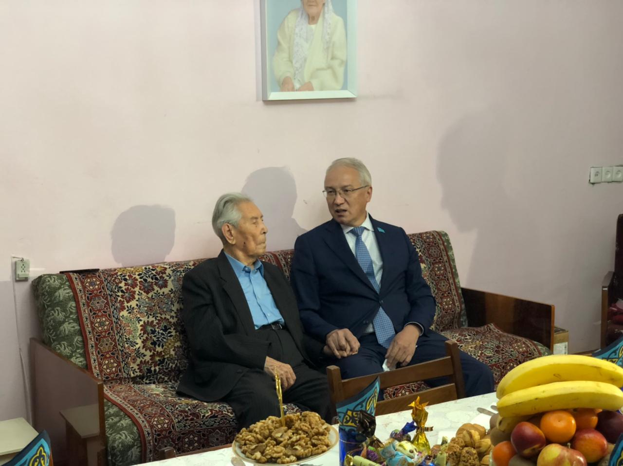 Жамбылдық соғыс ардагерлеріне көмек көрсетілді