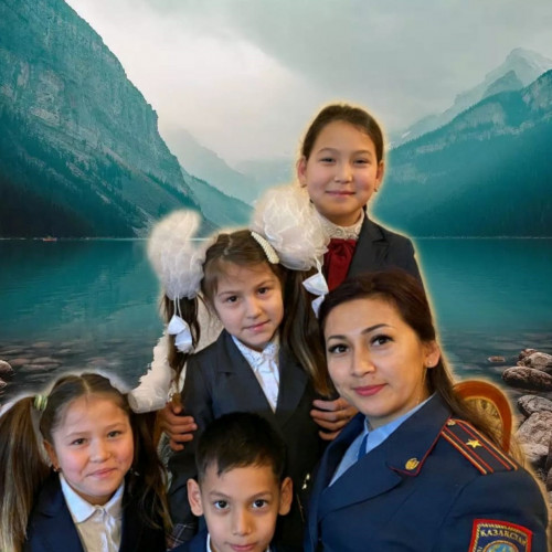 Балаға мейірін төккен полицей