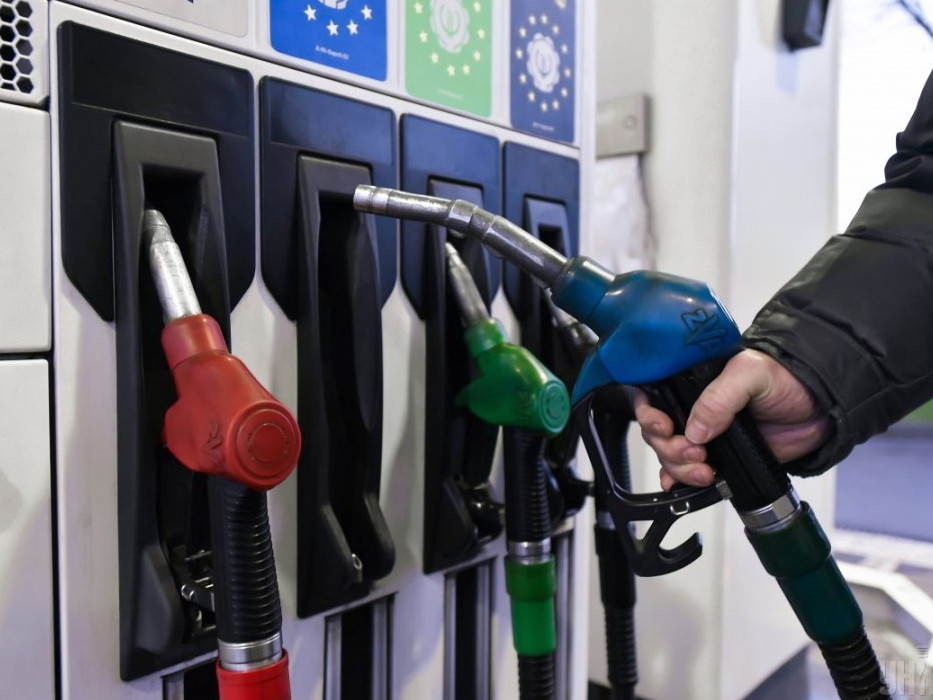 Оңтүстікте бензин неге тапшы?