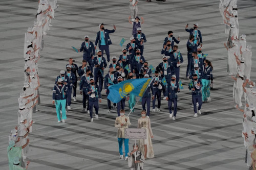 Токио-2020: Қазақстан делегациясы Олимпиада шеруіне қатысты