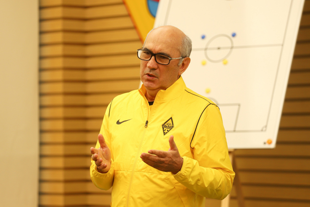 Құрбан Бердыев «Қайраттың» бас бапкері болып тағайындалды