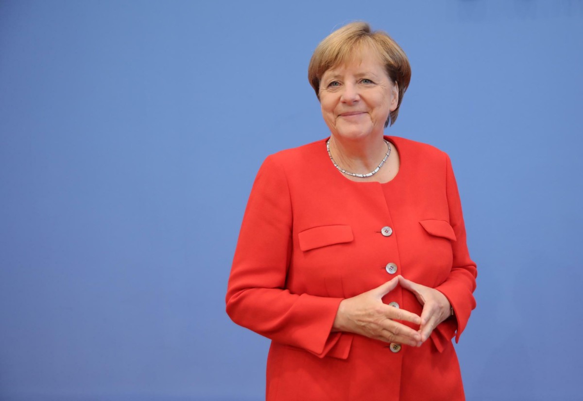 Германияда Меркельдің портреті бар алтын монеталар шығарылды