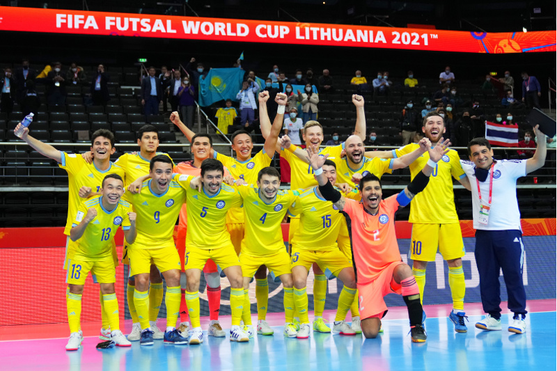 ҚР Президенті Қазақстан құрамасын жартылай финалға шығуымен құттықтады