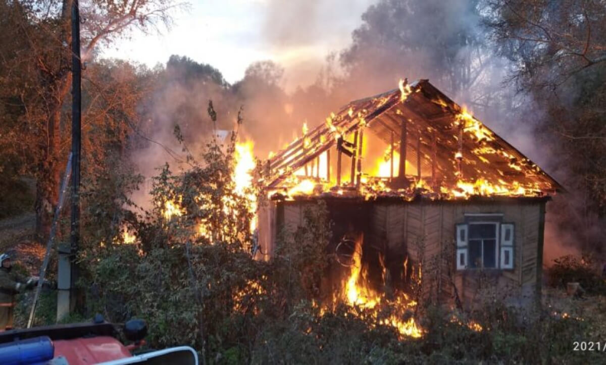 ШҚО-да екі тұрғын үй өртеніп кетті