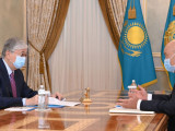 Мемлекет басшысы Түркістан облысының әкімі Өмірзақ Шөкеевті қабылдады