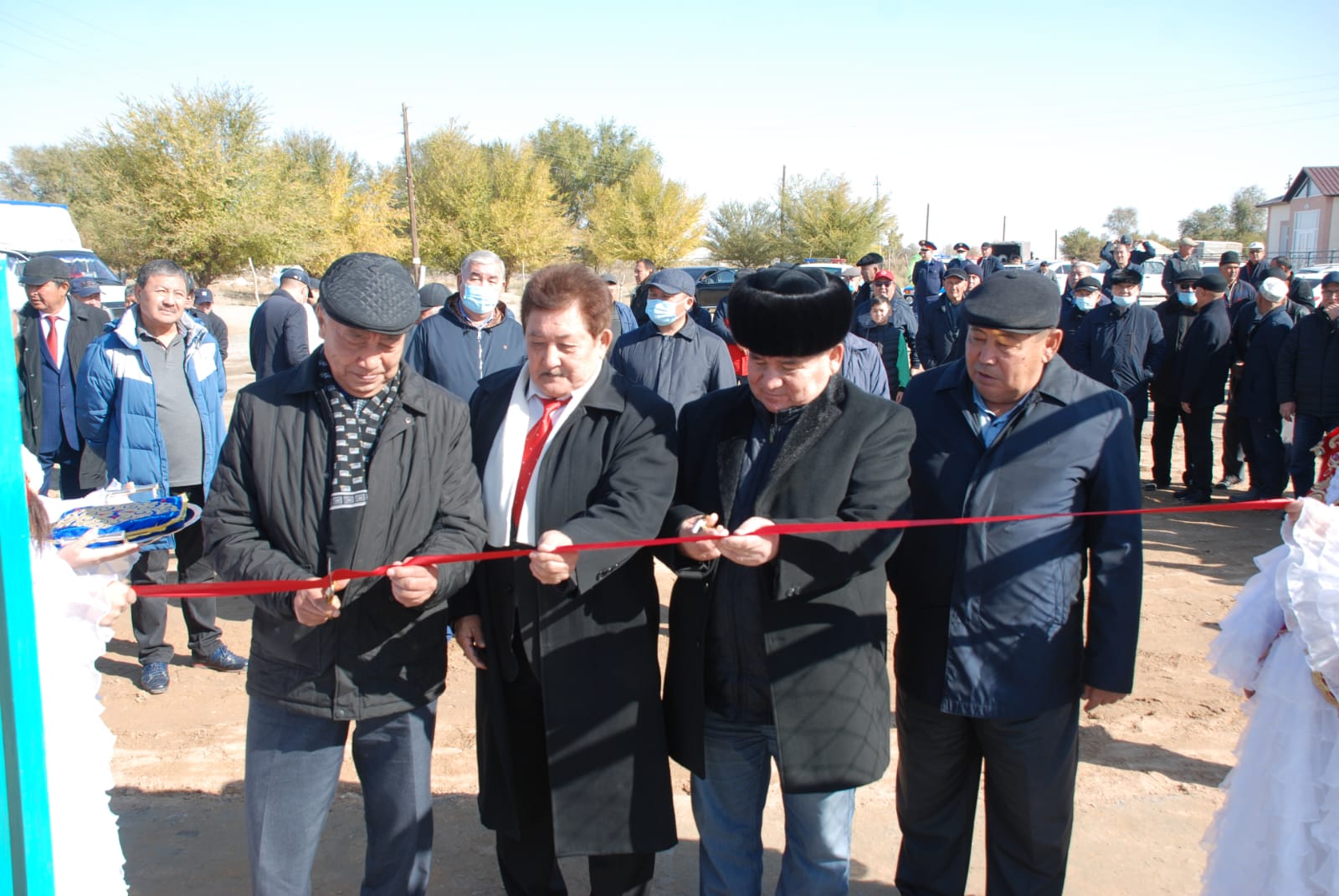 Талас ауданында жомарт жандар ауылды көркейтуде