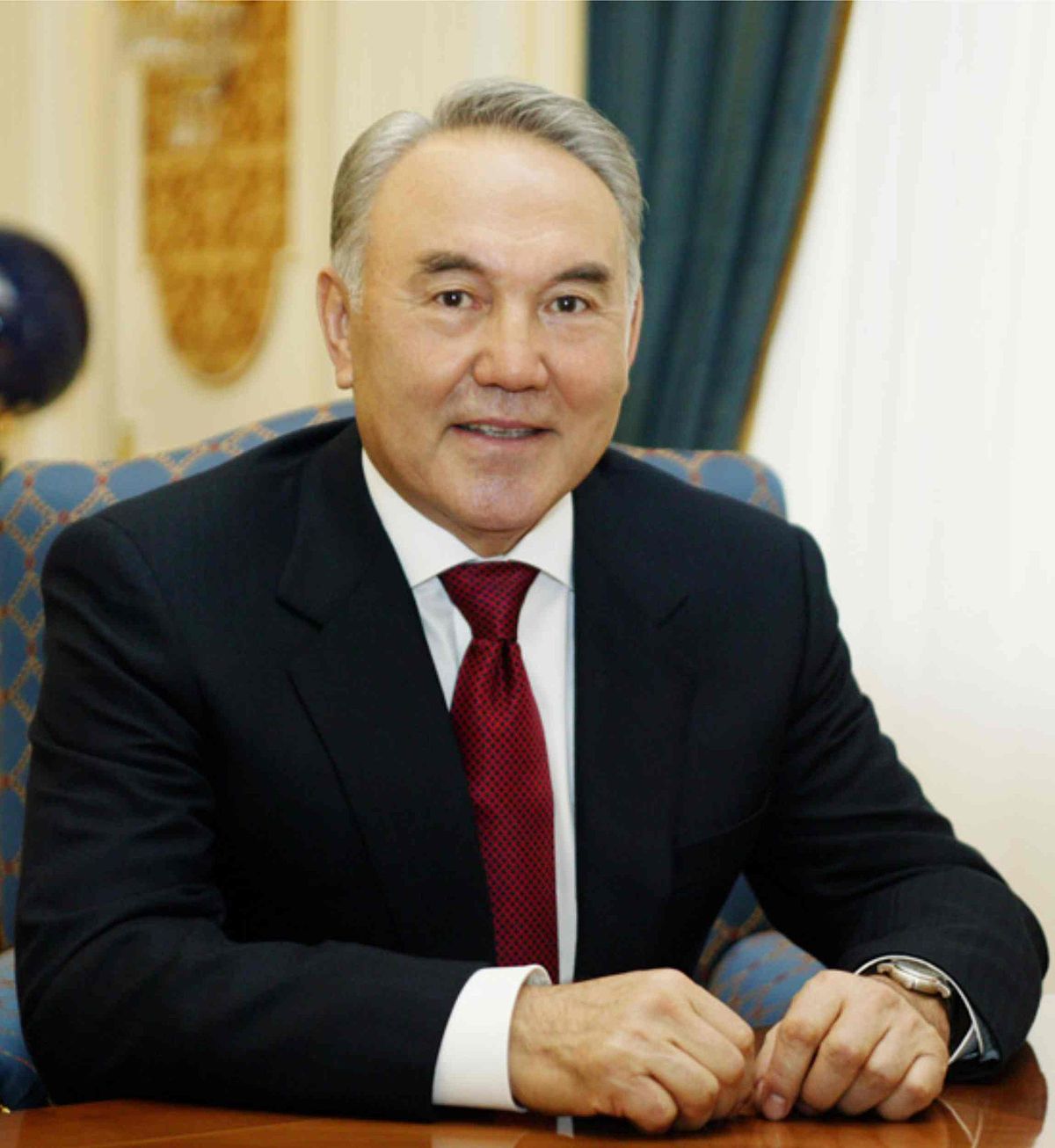 Нұрсұлтан Назарбаев Қырымды неге Ресейдің жері деп танымағаны туралы айтты