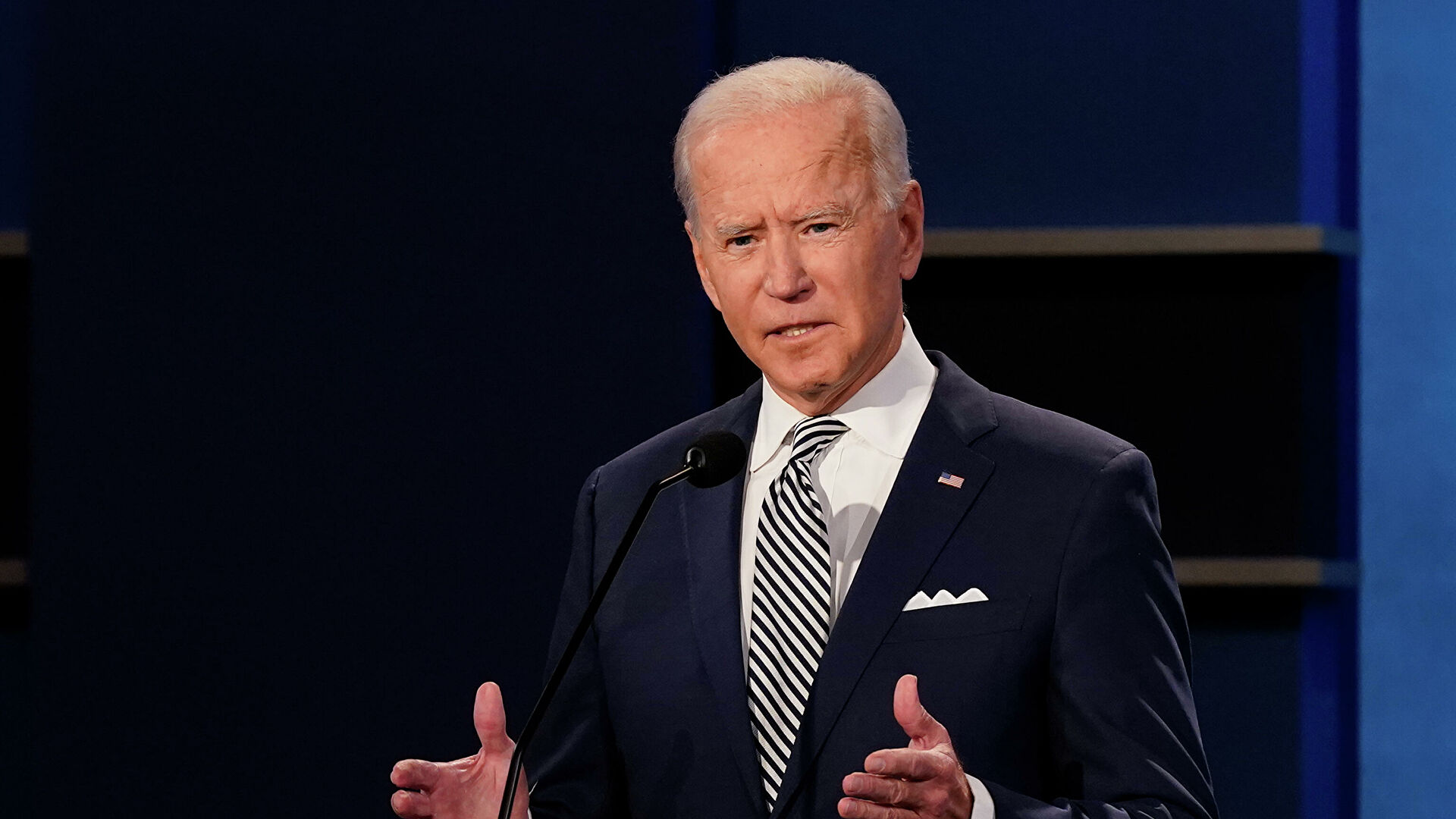 АҚШ Президенті Бейжің Олимпиадасына дипломатиялық бойкот жариялайды