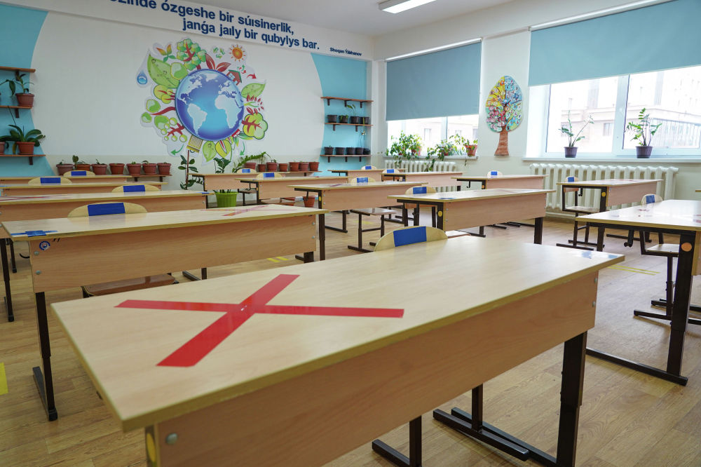 Семейде 1-11 сынып оқушылары онлайн оқиды