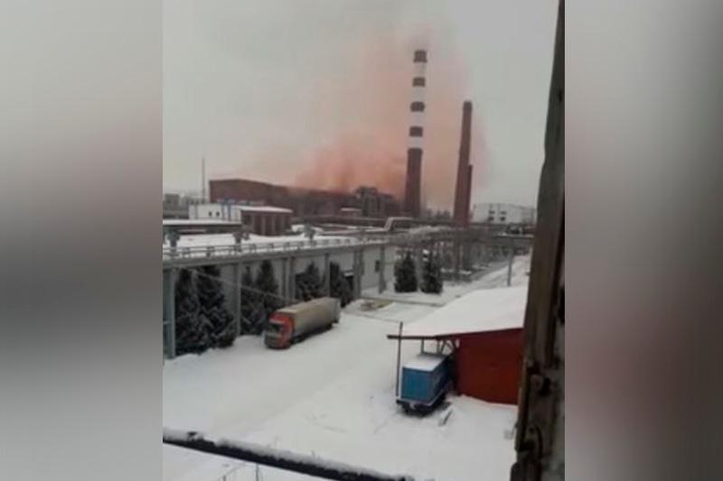 Экология министрі Өскемендегі қызғылт түтінге қатысты түсінік берді