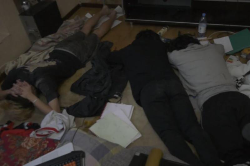 Алматыда дүкен тонаған тағы бес адам ұсталды