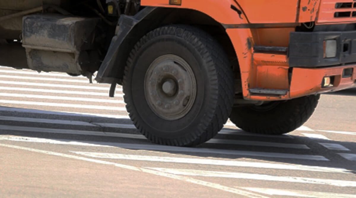 Петропавлда жас жігітті КамАЗ қағып кетті