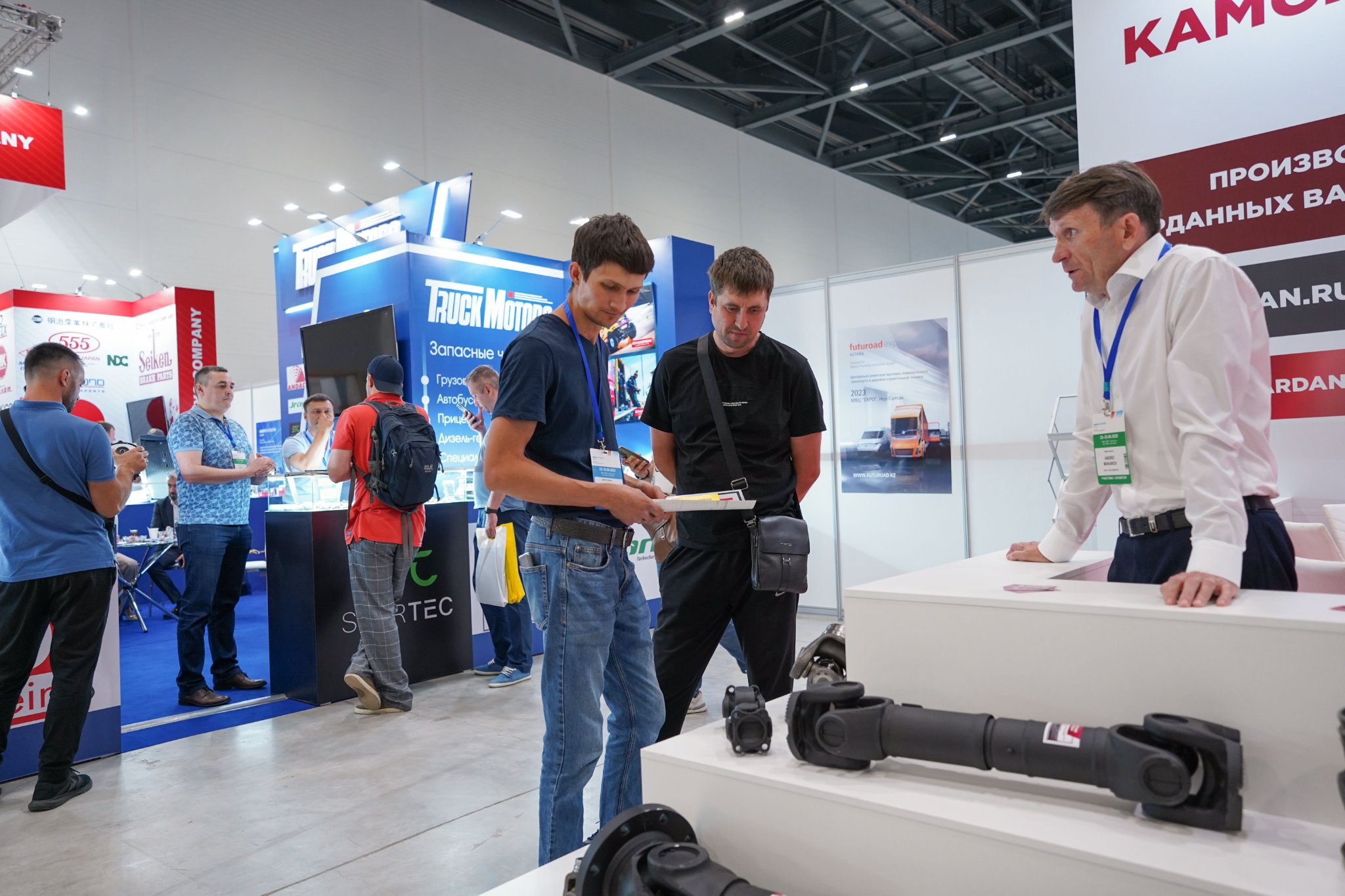 Көлікқұмарларға арналды