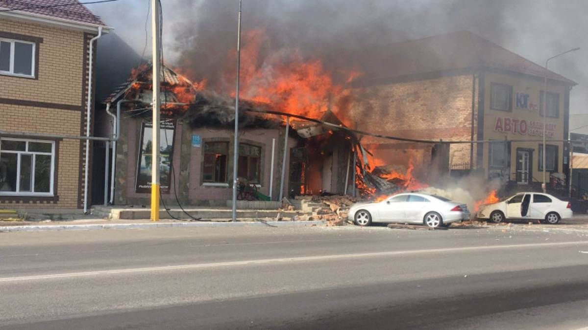 Жұдырықтай жұмылу – бірліктің белгісі