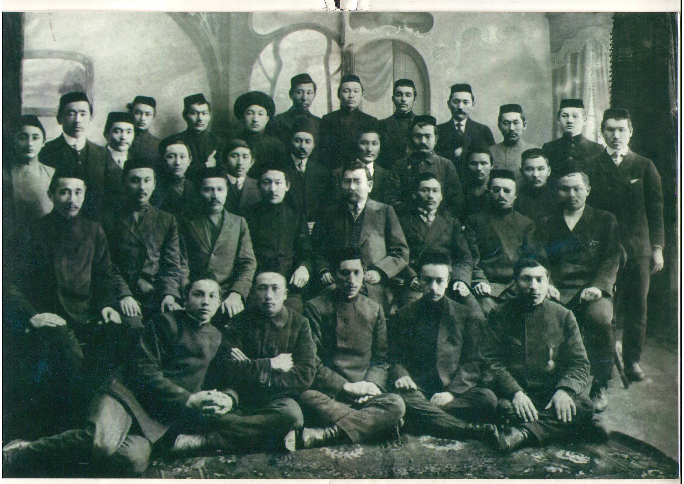 Ақаң және «Ғалия» шәкірттері