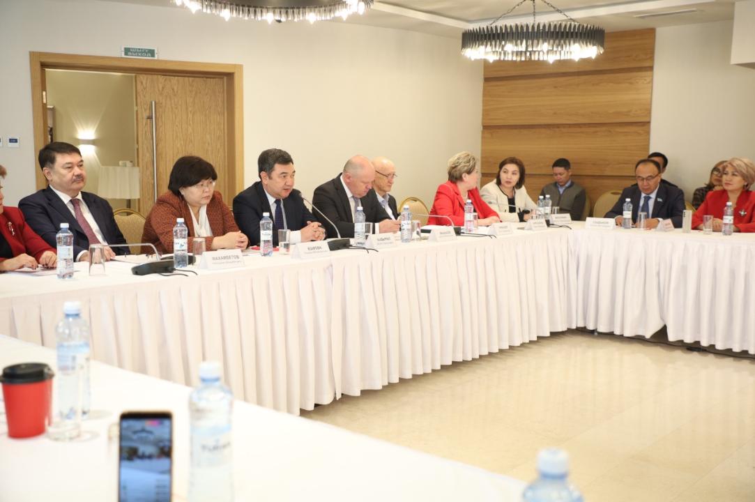 Азаматтық қоғам рөлі талқыланды