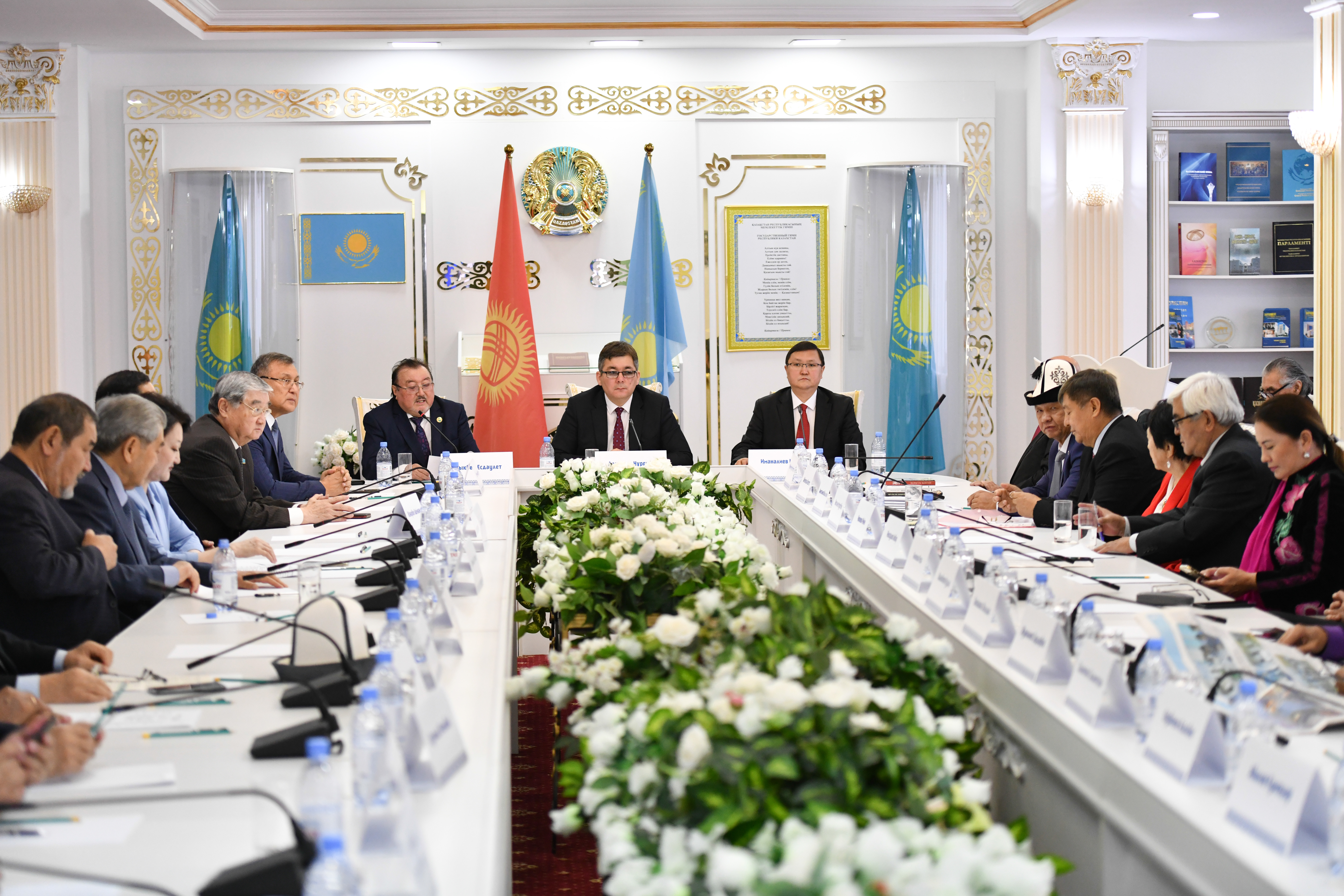 Әуезов пен Айтматов биігі