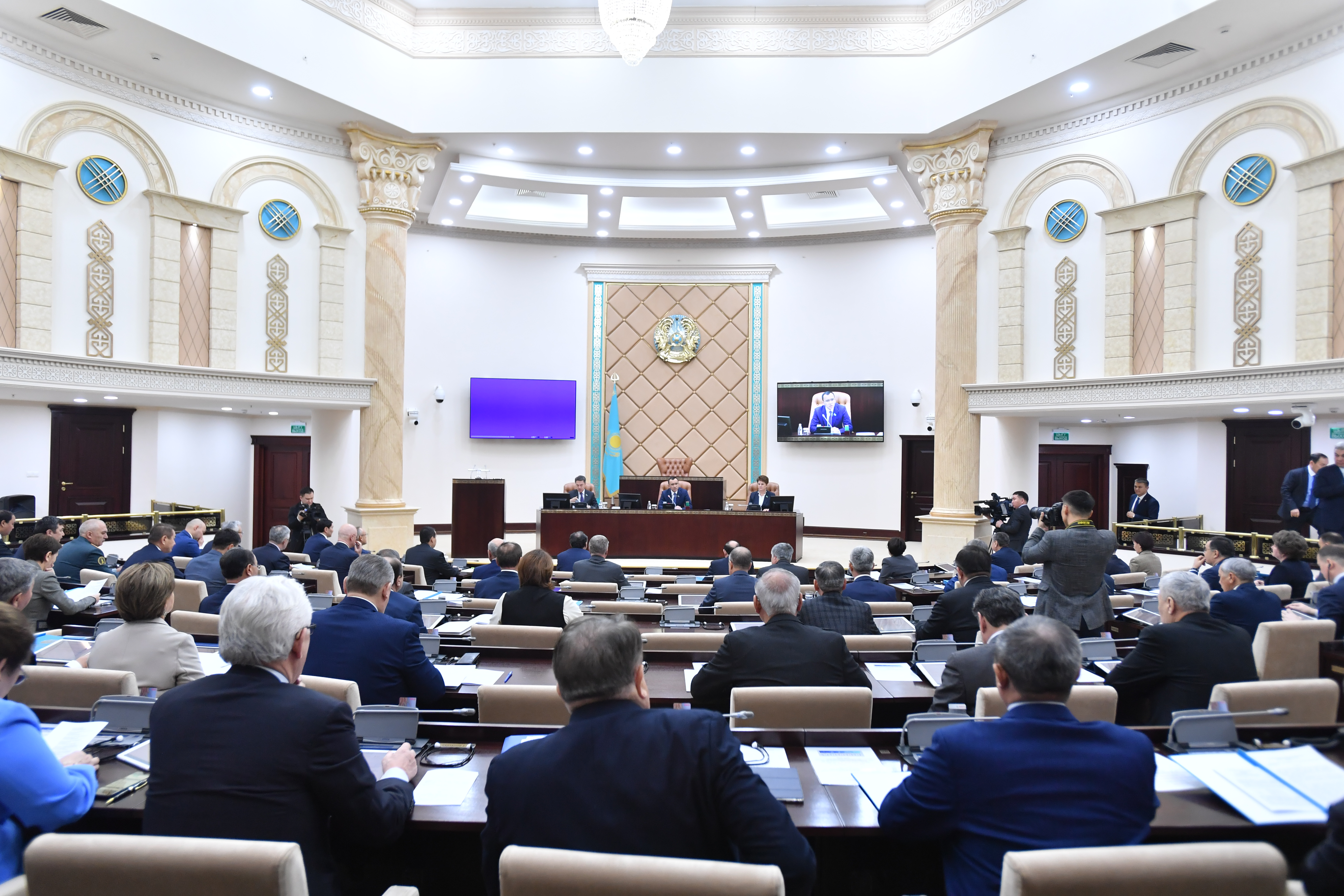 Бюджет бекітілерде халықтың  жағдайы ескеріледі