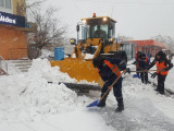 Астанада қар күреуге 2 мыңнан астам жұмысшы жұмылдырылды