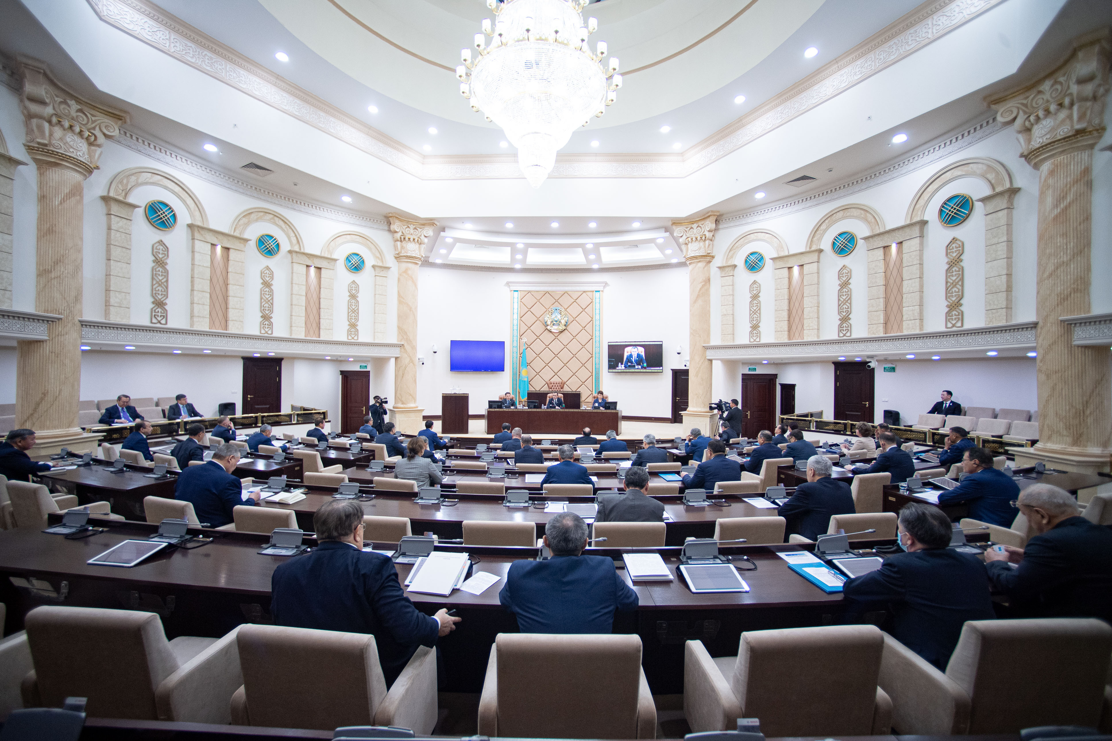 Семейдегі көпір құрылысы аяқталмай қалуы мүмкін