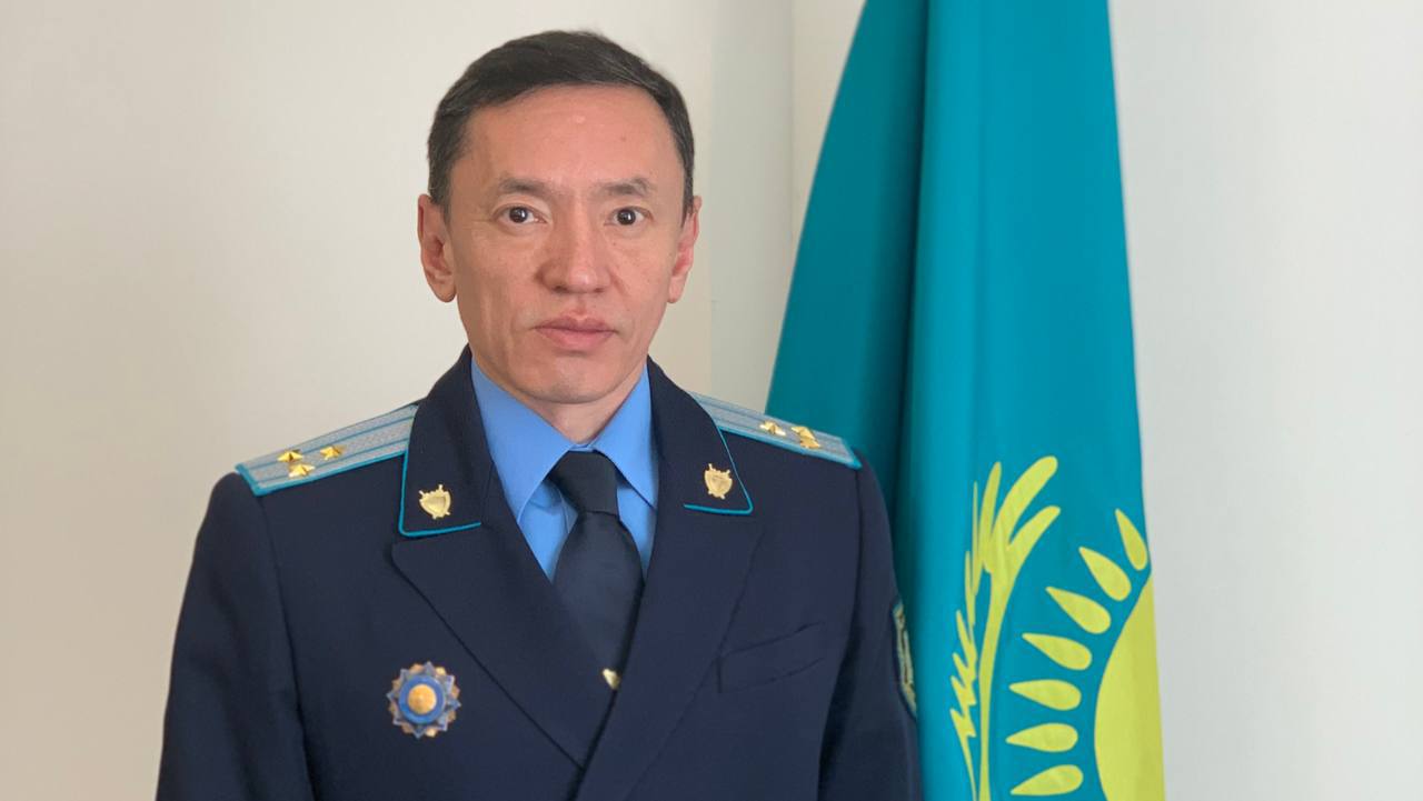 п