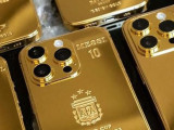 Месси өз командасына алтынмен қапталған iPhone сыйға тартады