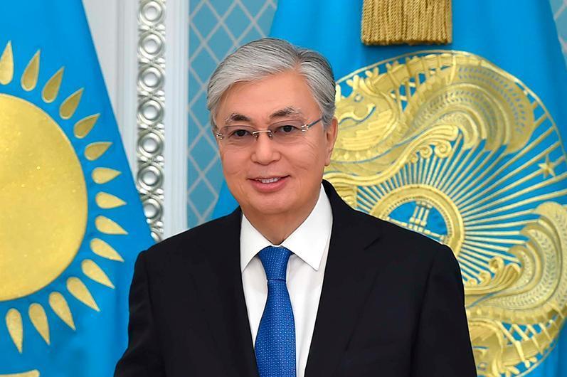 Жылы лебіздер легі