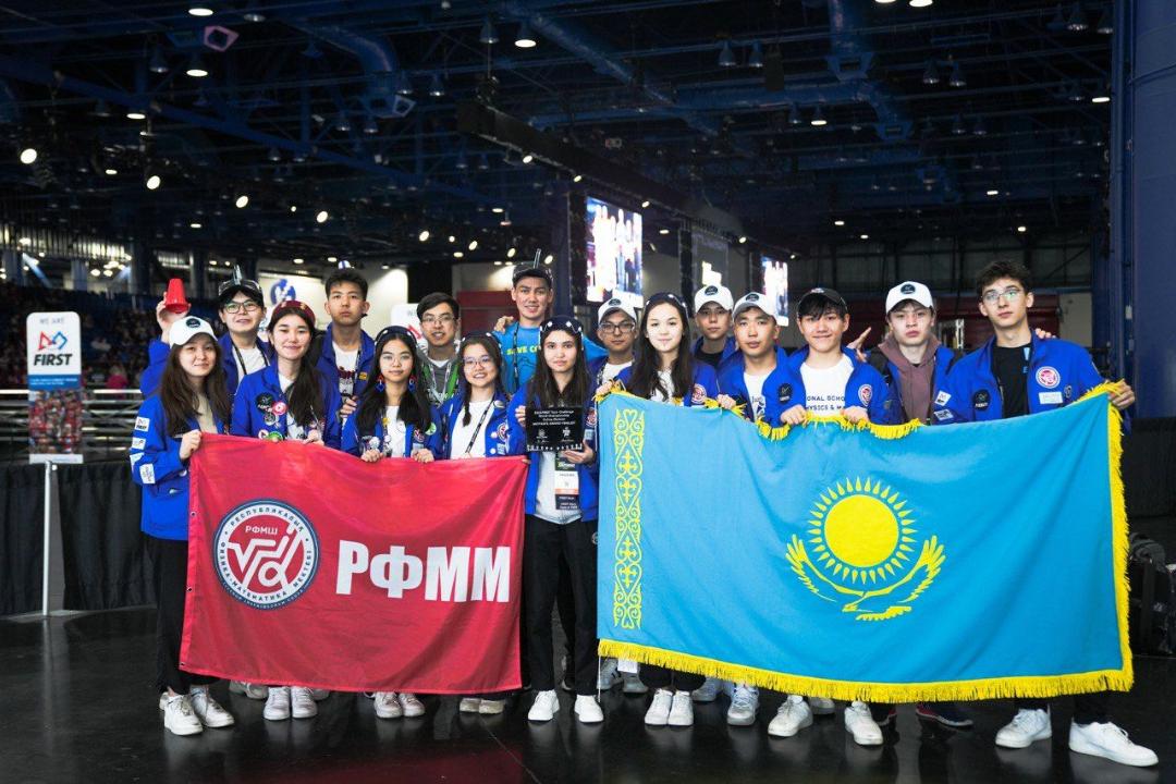 Қазақстан оқушылары АҚШ-та робототехникадан өткен чемпионатта бірнеше жүлдеге ие болды