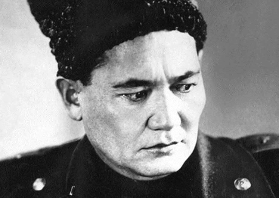 «Иә, қазақпын, жолдас Сталин!» - Бауыржан Момышұлы
