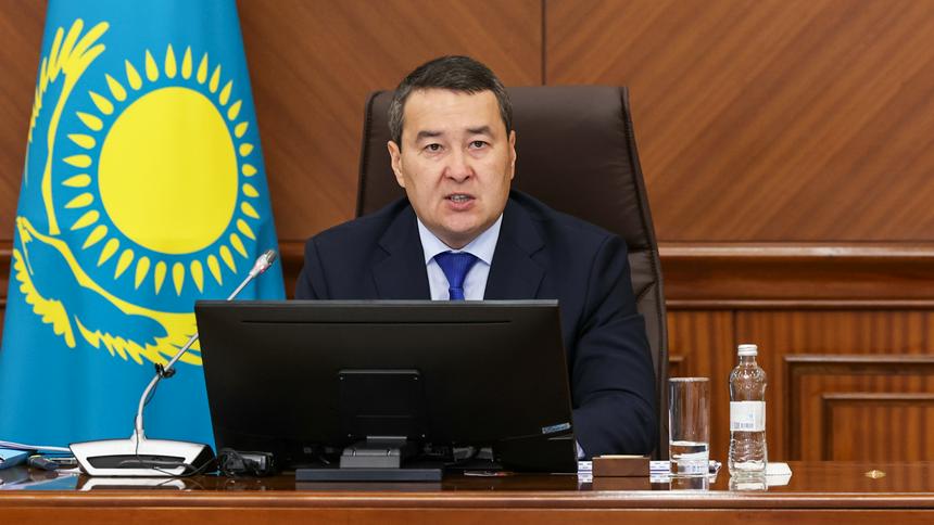 Кәсіпкерлермен кездесті