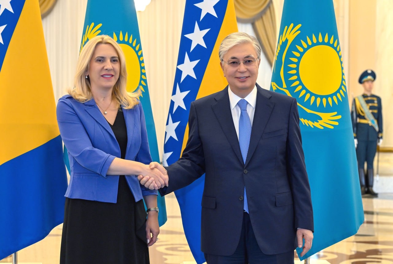 Президент Босния және Герцеговина Президиумының Төрағасымен кездесті